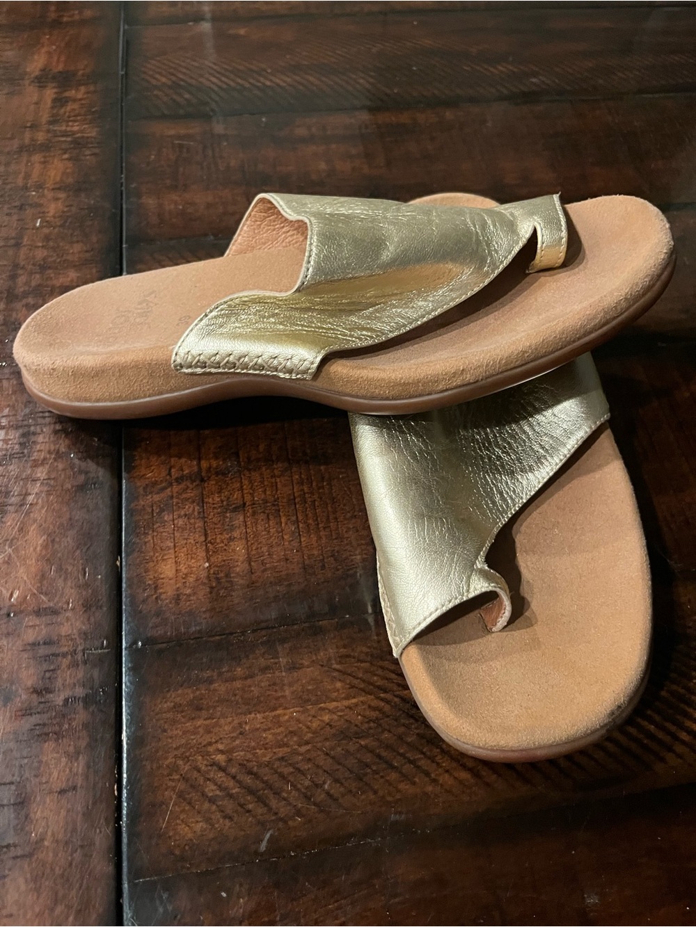 Gabor Women's Gold Leather Slide Sandals with Toe Loop